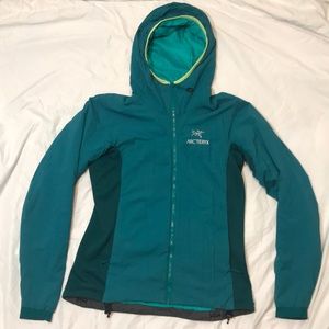 Arc’teryx Atom LT Hoody